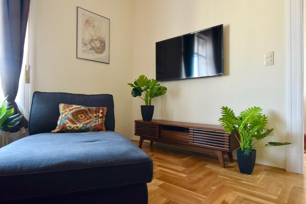 Luxury Apartment by Hi5 - Király street Suite Budapest Exterior foto