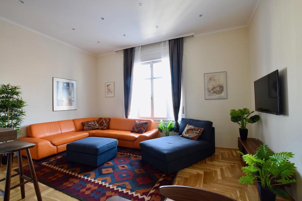 Luxury Apartment by Hi5 - Király street Suite Budapest Exterior foto