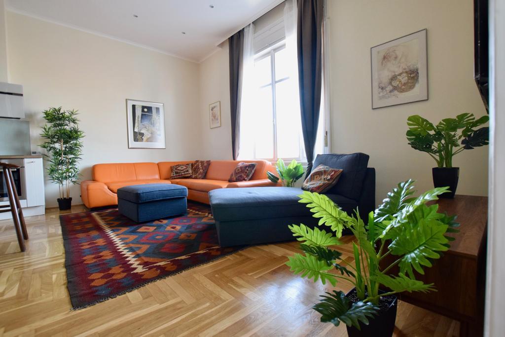 Luxury Apartment by Hi5 - Király street Suite Budapest Exterior foto