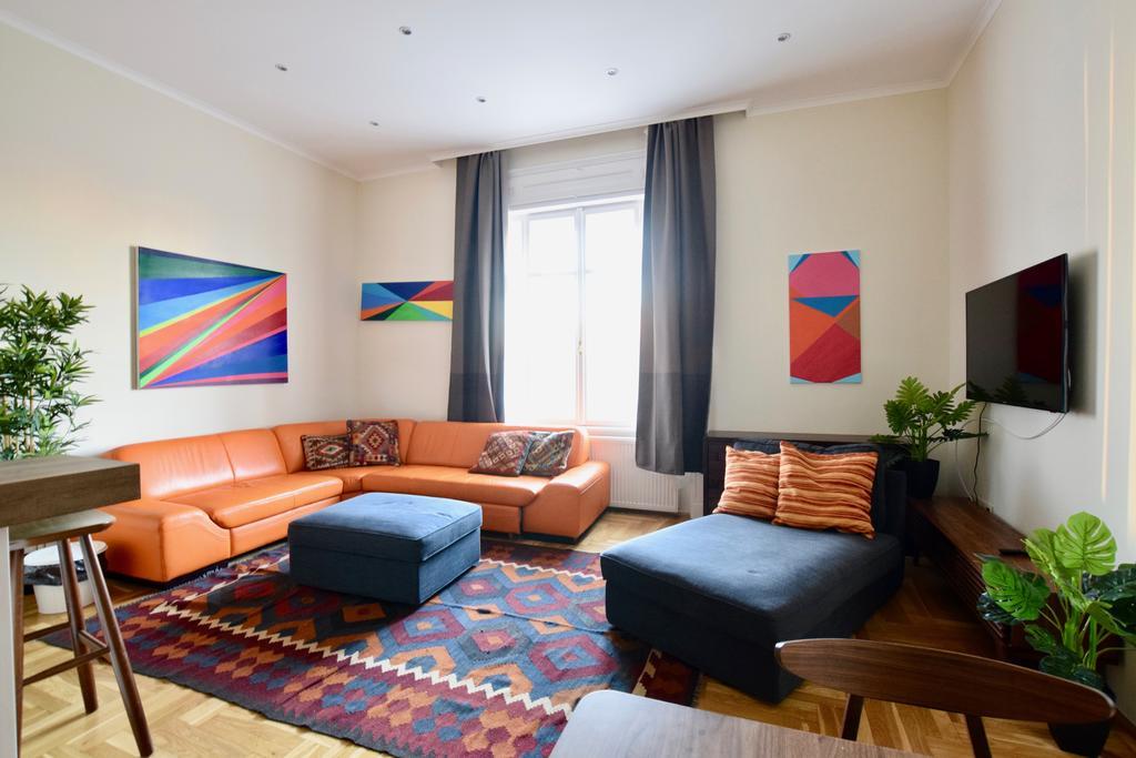 Luxury Apartment by Hi5 - Király street Suite Budapest Exterior foto